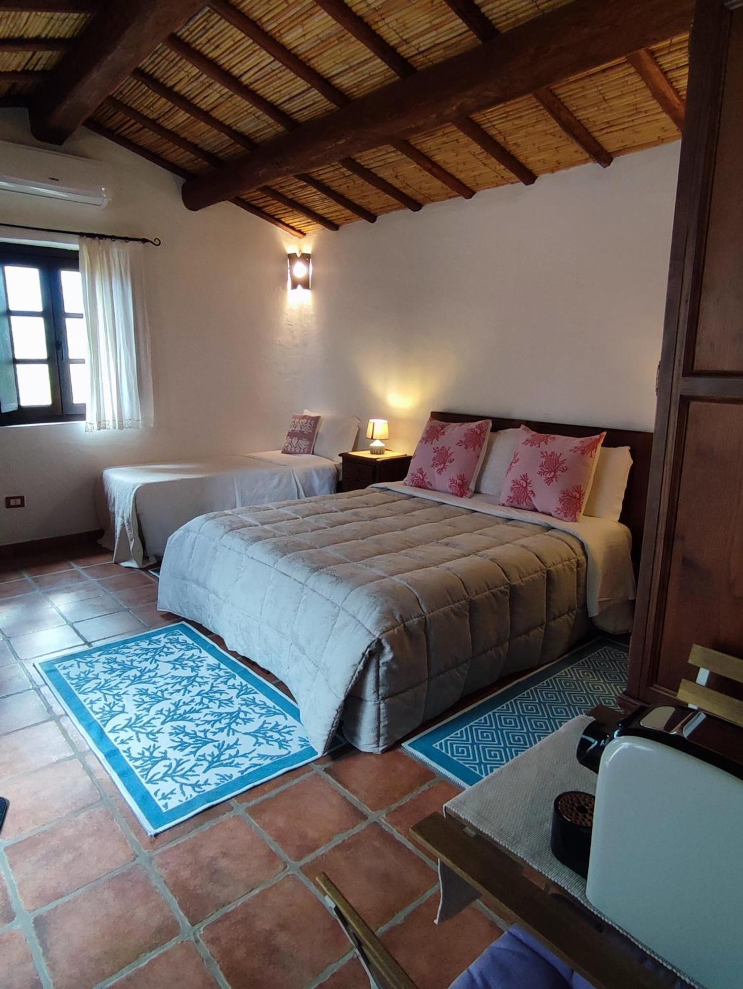 Stazzu Barecca B&B Cugnana Verde Exterior photo